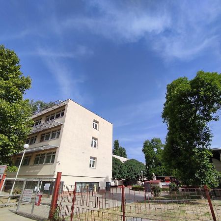 Napsugár Szálló Baja Exterior foto
