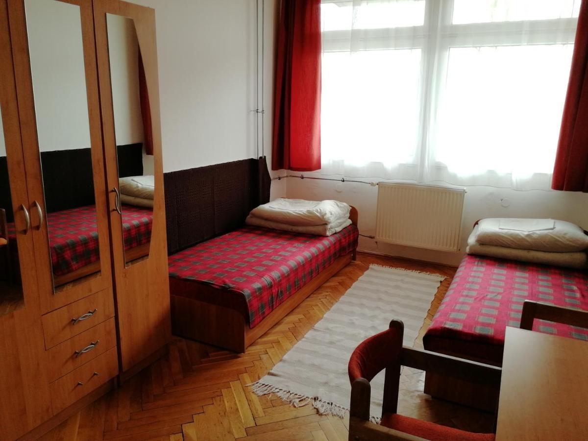 Napsugár Szálló Baja Exterior foto
