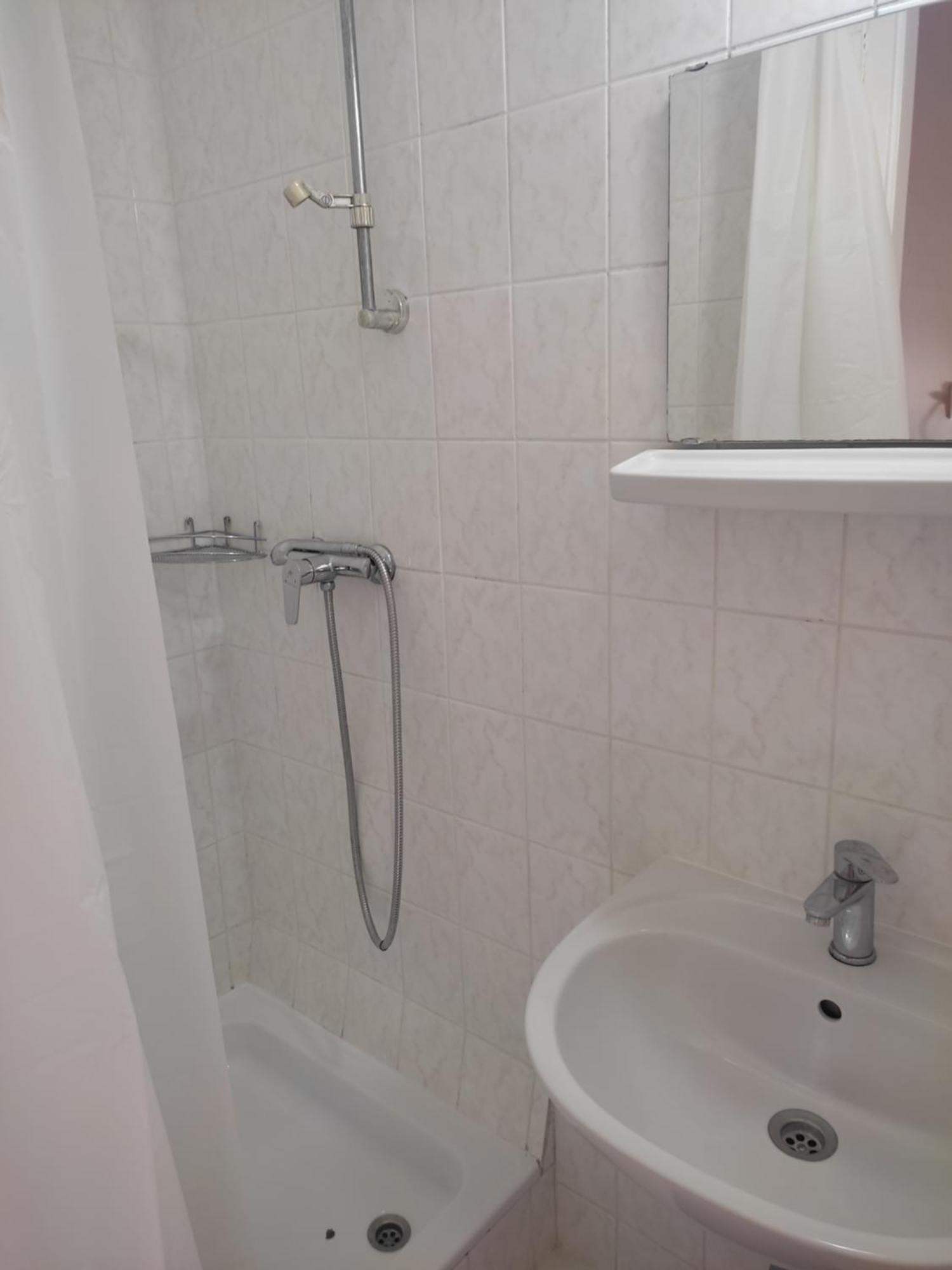 Napsugár Szálló Baja Habitación foto