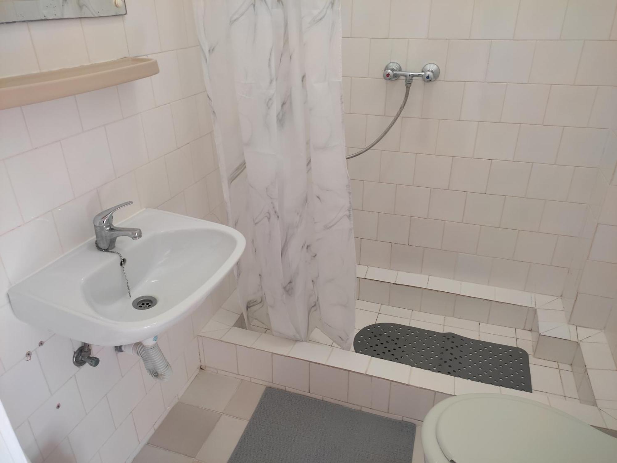 Napsugár Szálló Baja Habitación foto